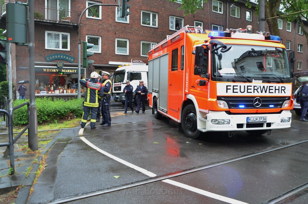 PStrab Koeln Suelz Luxemburgerstr P33.JPG